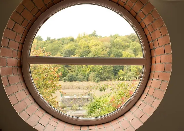 펜션 Spacious One Bedroom House With Garden In Clifton *